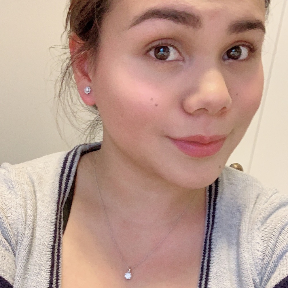 Meet your Posher, Dana